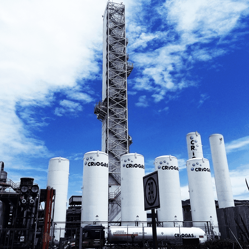 Criogas es una empresa mexicana especializada en la producción, distribución y suministro de gases industriales, gases para la industria médica, gases especiales y soluciones criogénicas para múltiples sectores productivos.